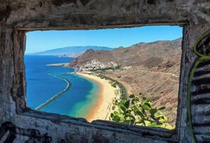 Beach nearby - Private pool 'Villa Vibe Tenerife' sunset & ocean (Arona)