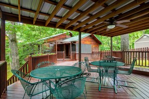 Outdoor dining - Two Cabins in One: Relaxing Retreat w/ Balconies & Peaceful Setting (Pigeon Forge)