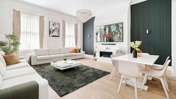 Smart TV, fireplace, video games, stereo