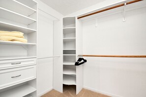 Interior - Cheerful Home in Clear Lake minutes from JSC/NASA (Houston)