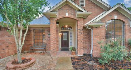Cheerful Home in Clear Lake minutes from JSC/NASA