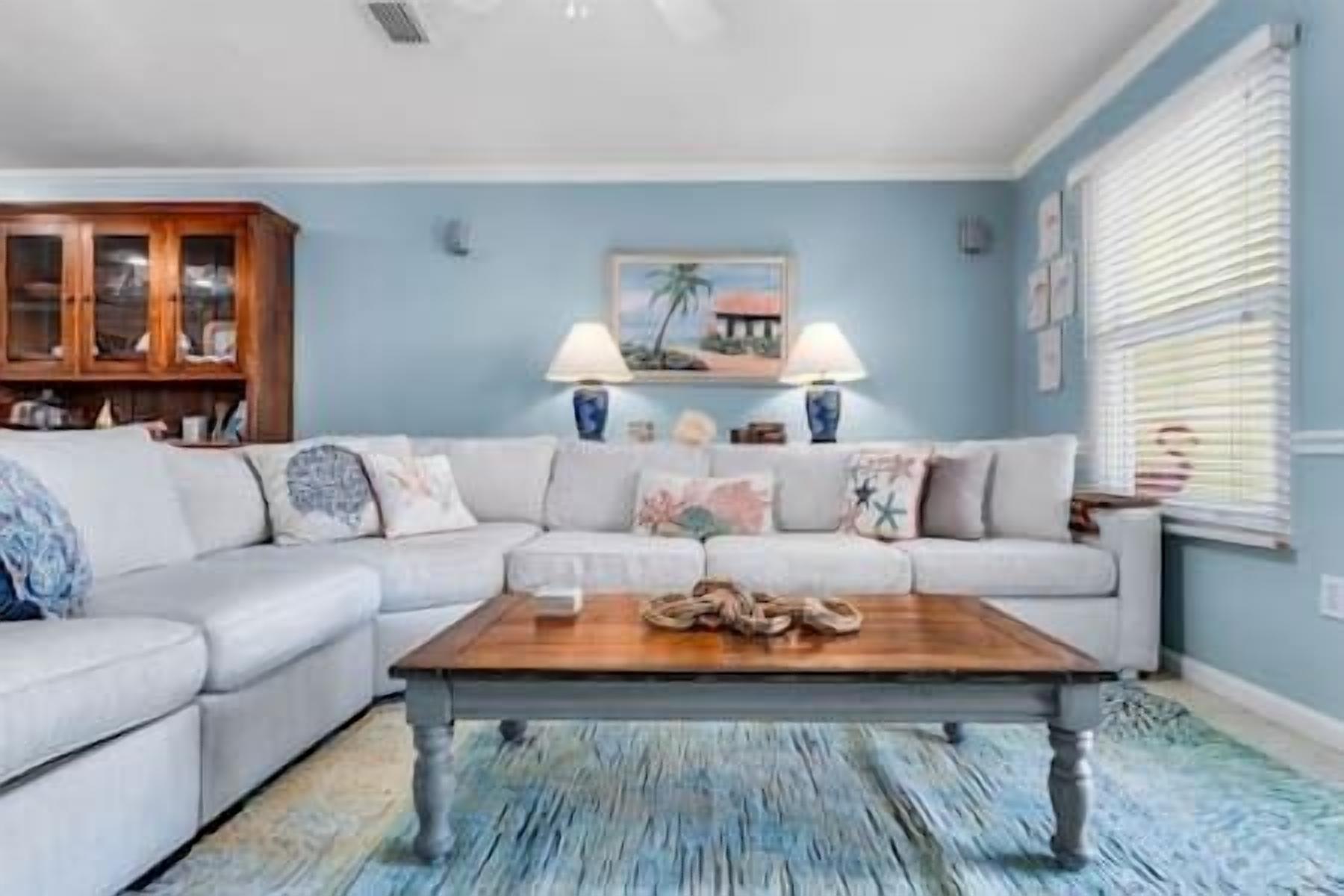 Smart TV, DVD player, books