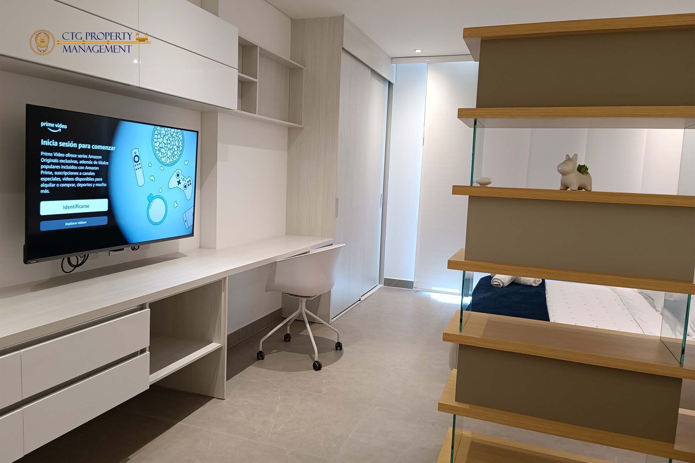 D90-904 Hermoso Loft amoblado con estacionamiento