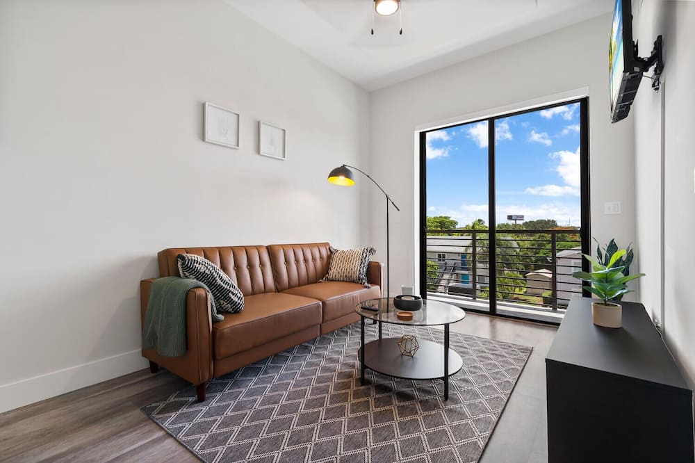 West Palm Beach Apartment