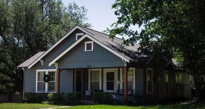 The Warmer Place - Charming Bungalow near TSU