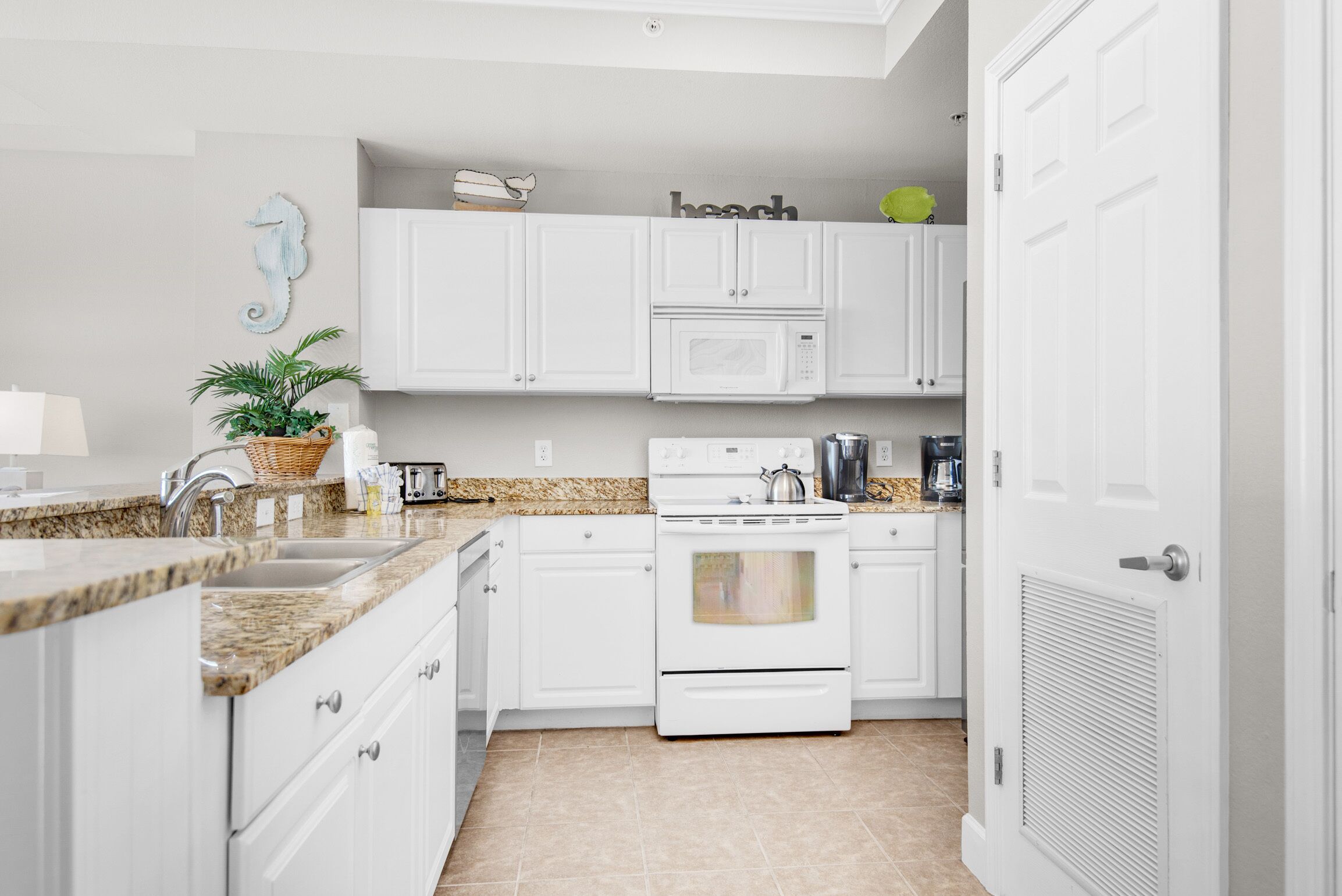 BeachFront~Gulf Side Pool+Hot Tub~Fitness Center~Tidewater 203