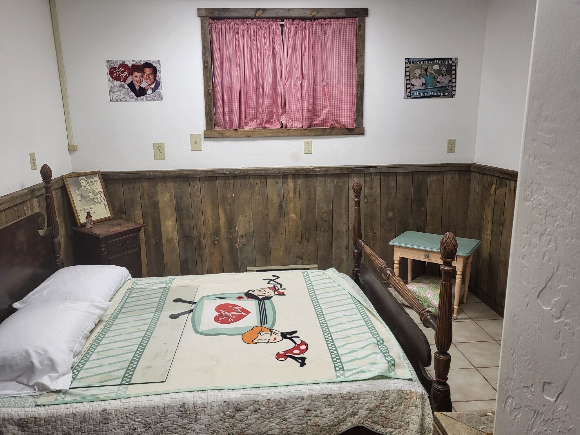 Private Bunk House with beautiful views in Yarnell Arizona