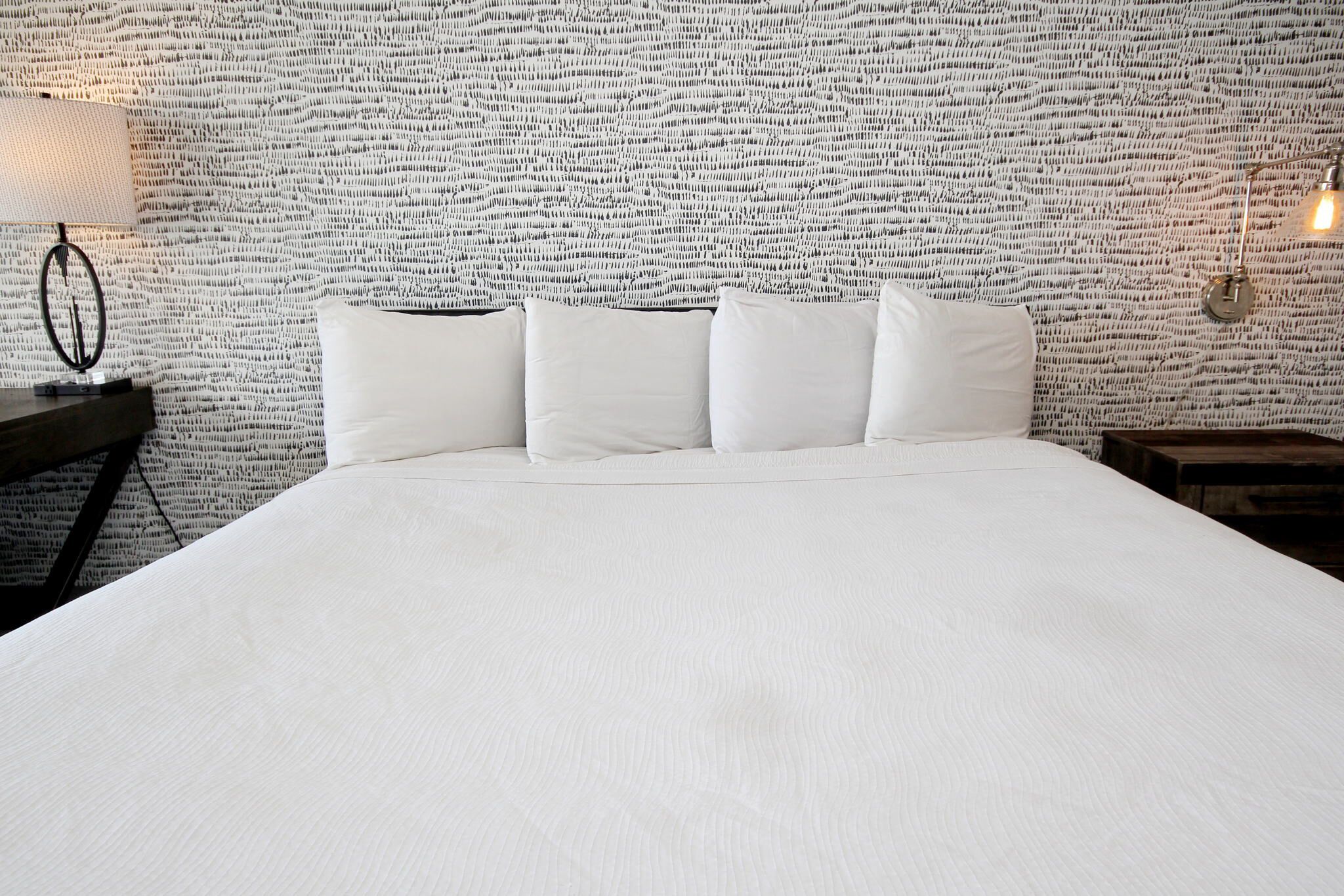 Unwind in Comfort: King Room with a Beautiful Pool View 114