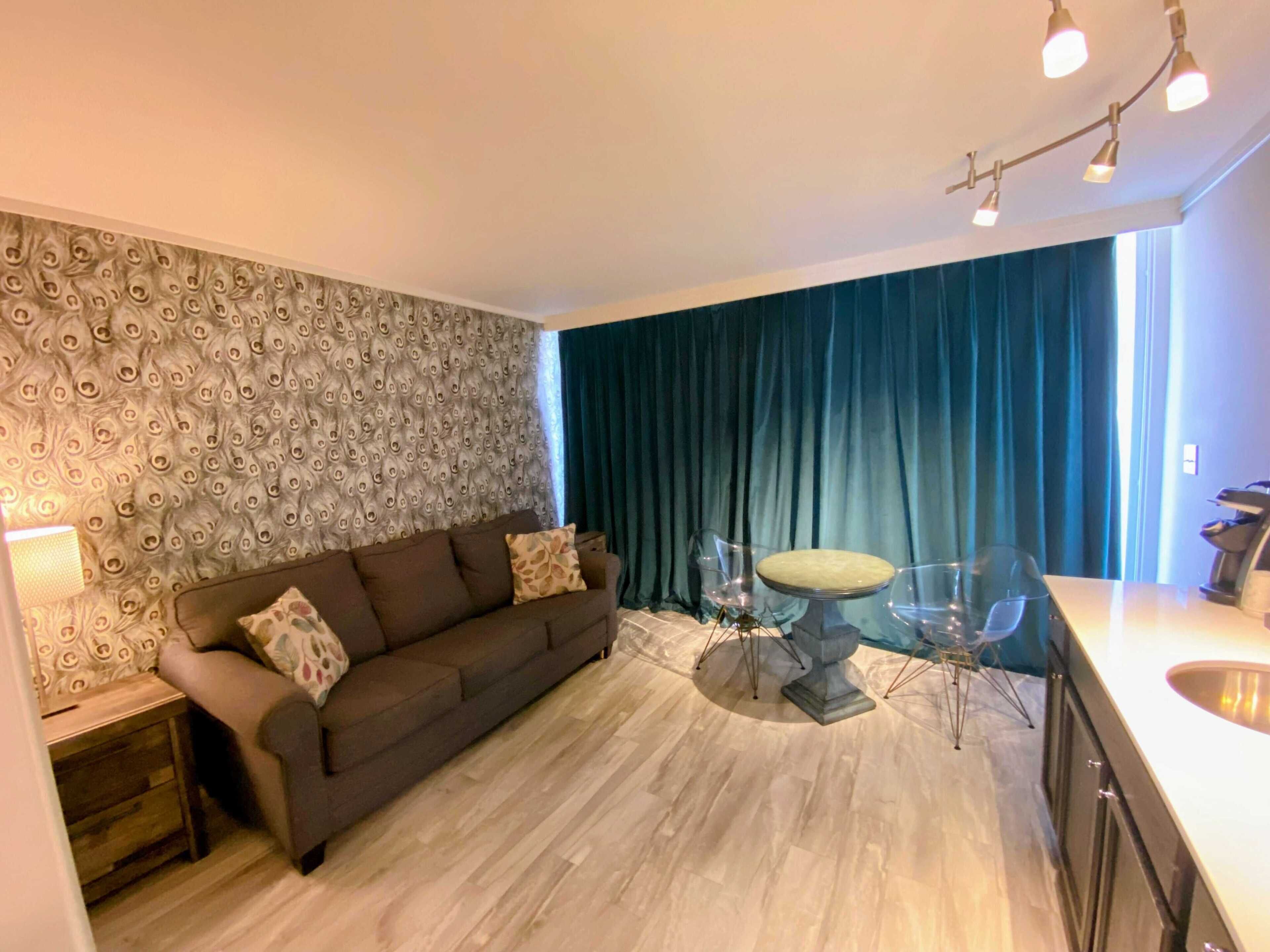 Your Perfect Getaway Awaits: Chic One Bedroom King Suite