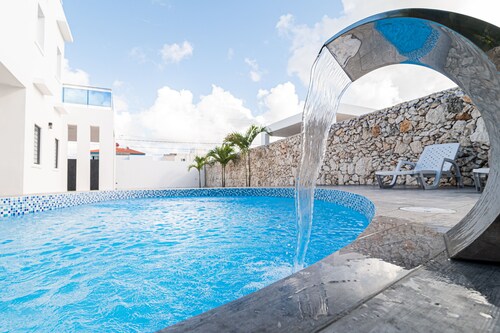 Executive 4-Bedroom  14+ Private Pool Villa