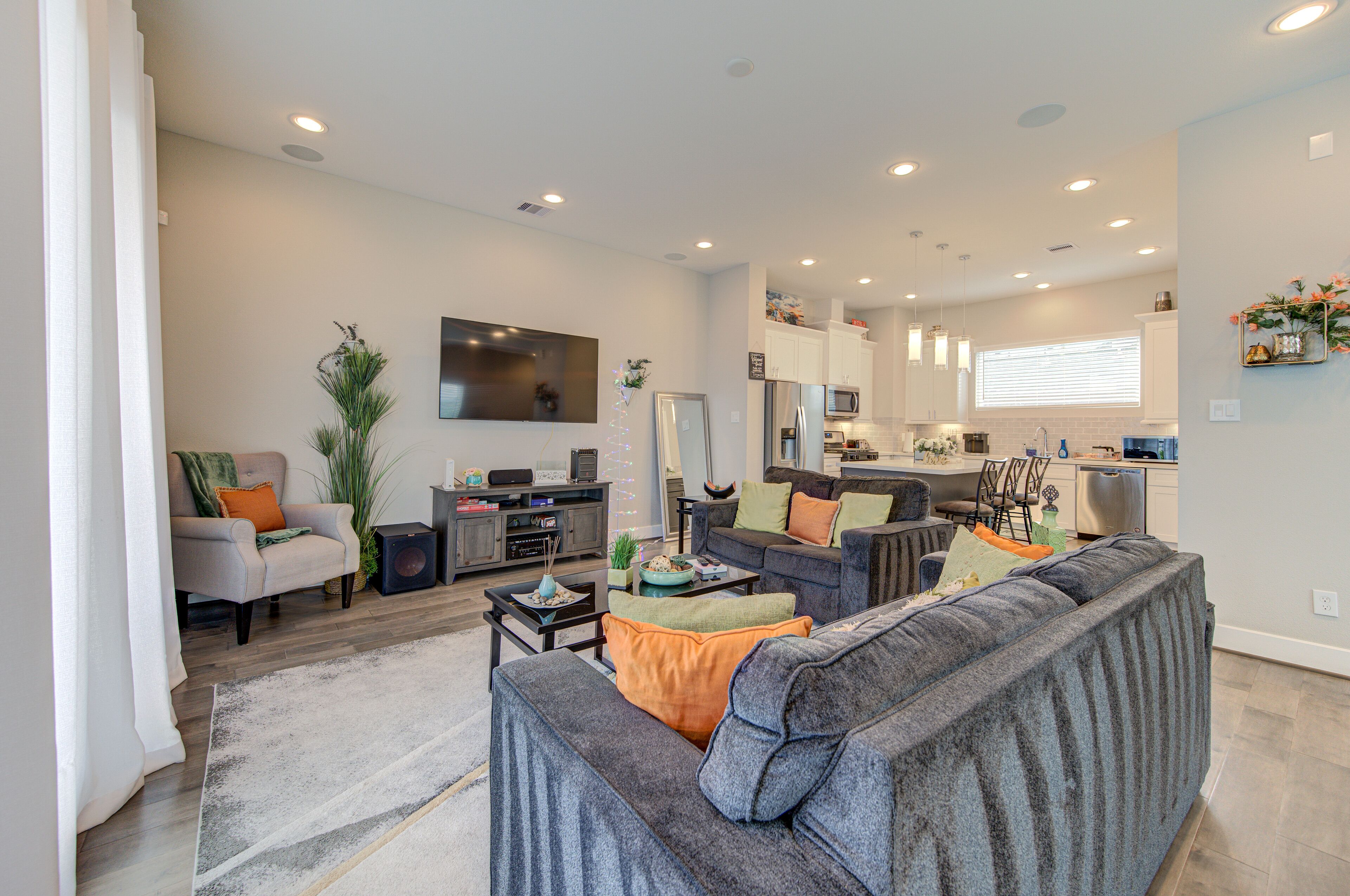 Buffalo Bayou downtown 3lvl stunning city views|Sleeps 10