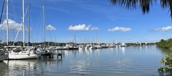 Titusville Holiday Home