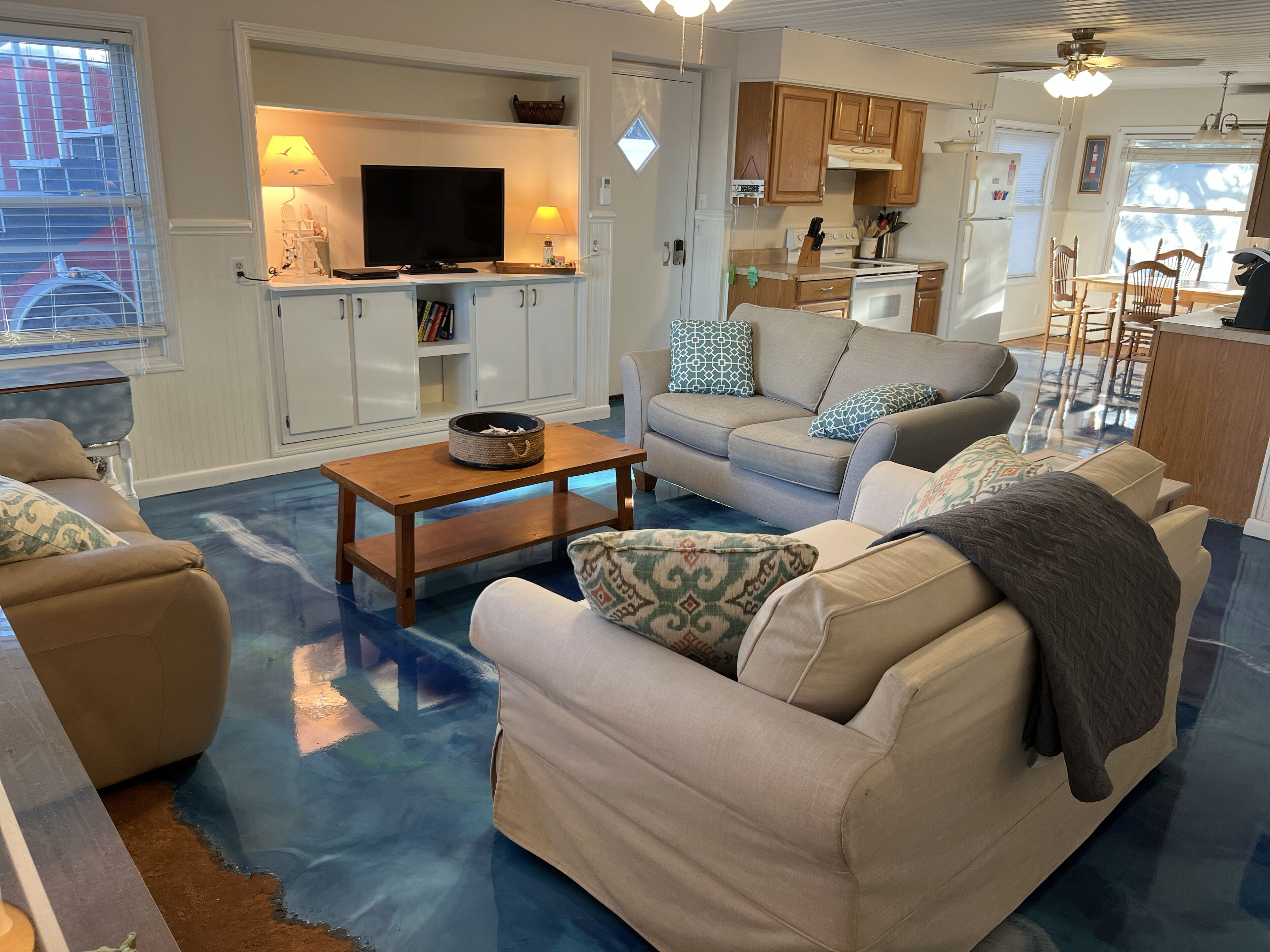 SAND SHACK- Steps away from the Sand