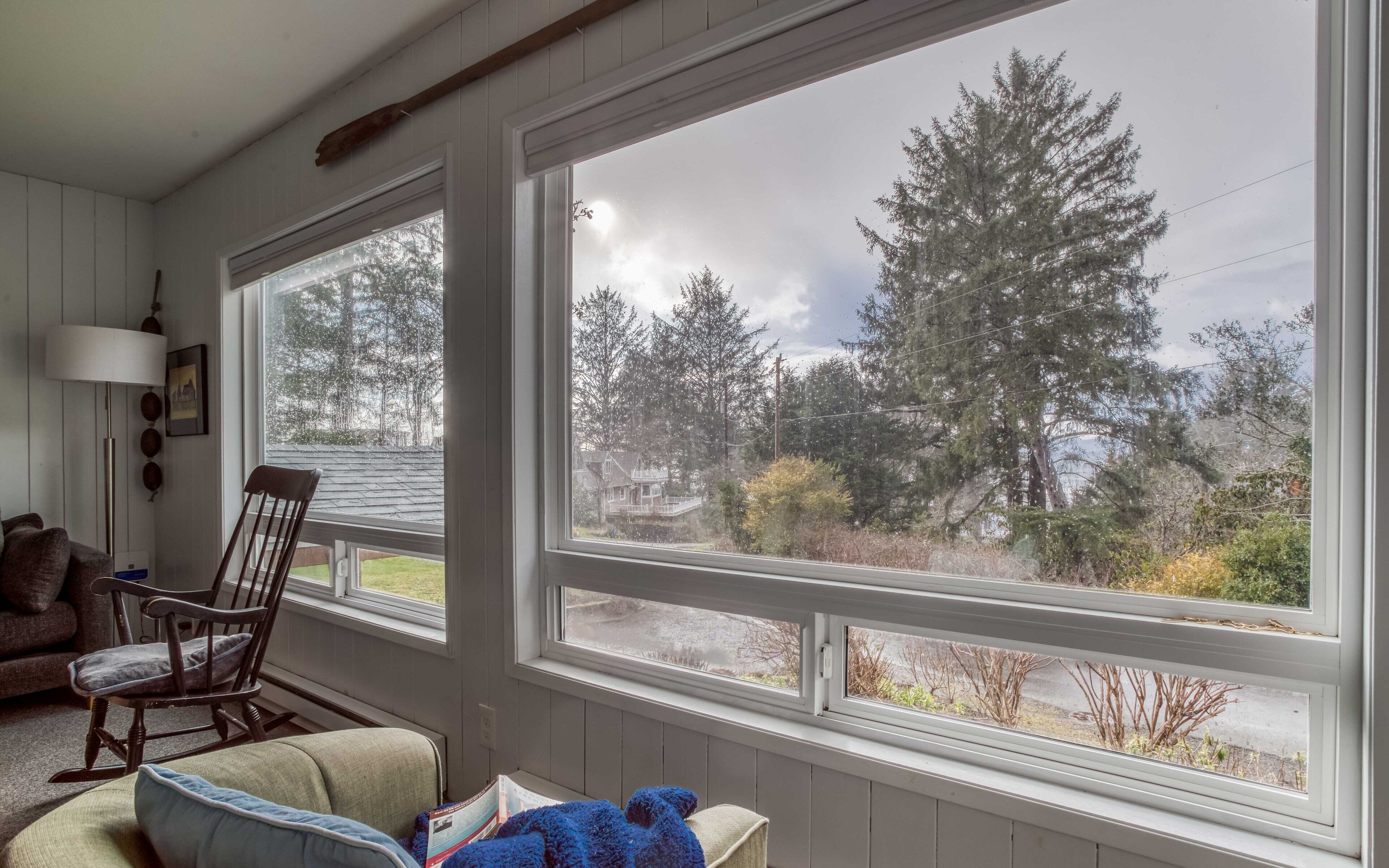 Family Friendly Ocean View Beach House with Large Deck and Game Room!