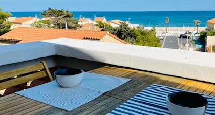 Magnifique villa face a la mer 18 personnes