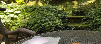 PEACOCK RIDGE Great location, minutes from Blowing Rock and Appalachian Ski Mtn!