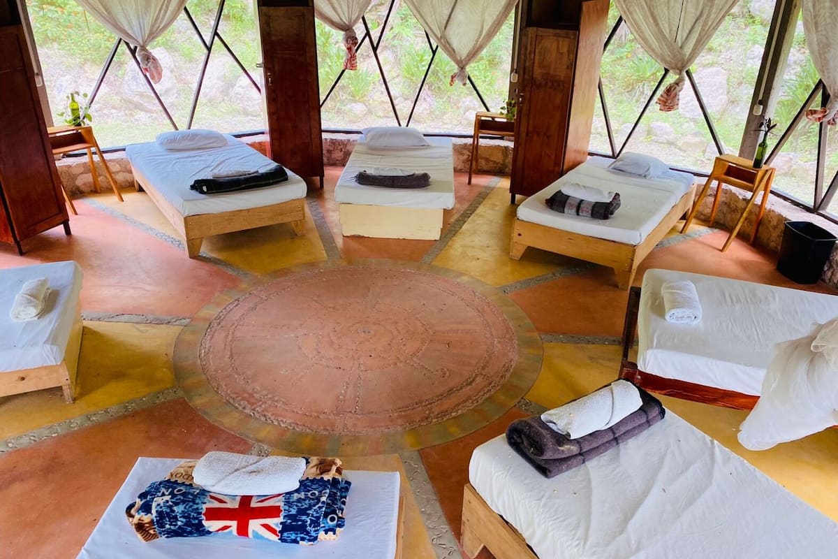 Shared Dormitory | Bed sheets