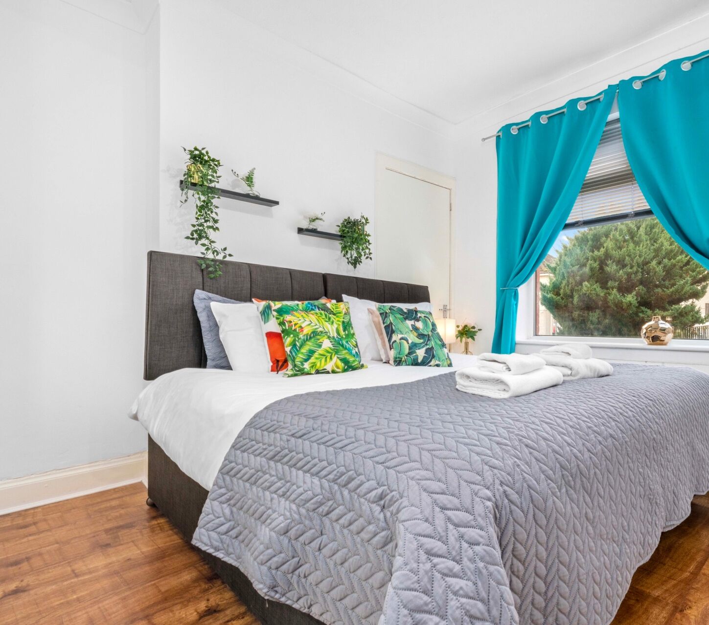 2 chambres, fer et planche à repasser, lit parapluie, Wi-Fi gratuit