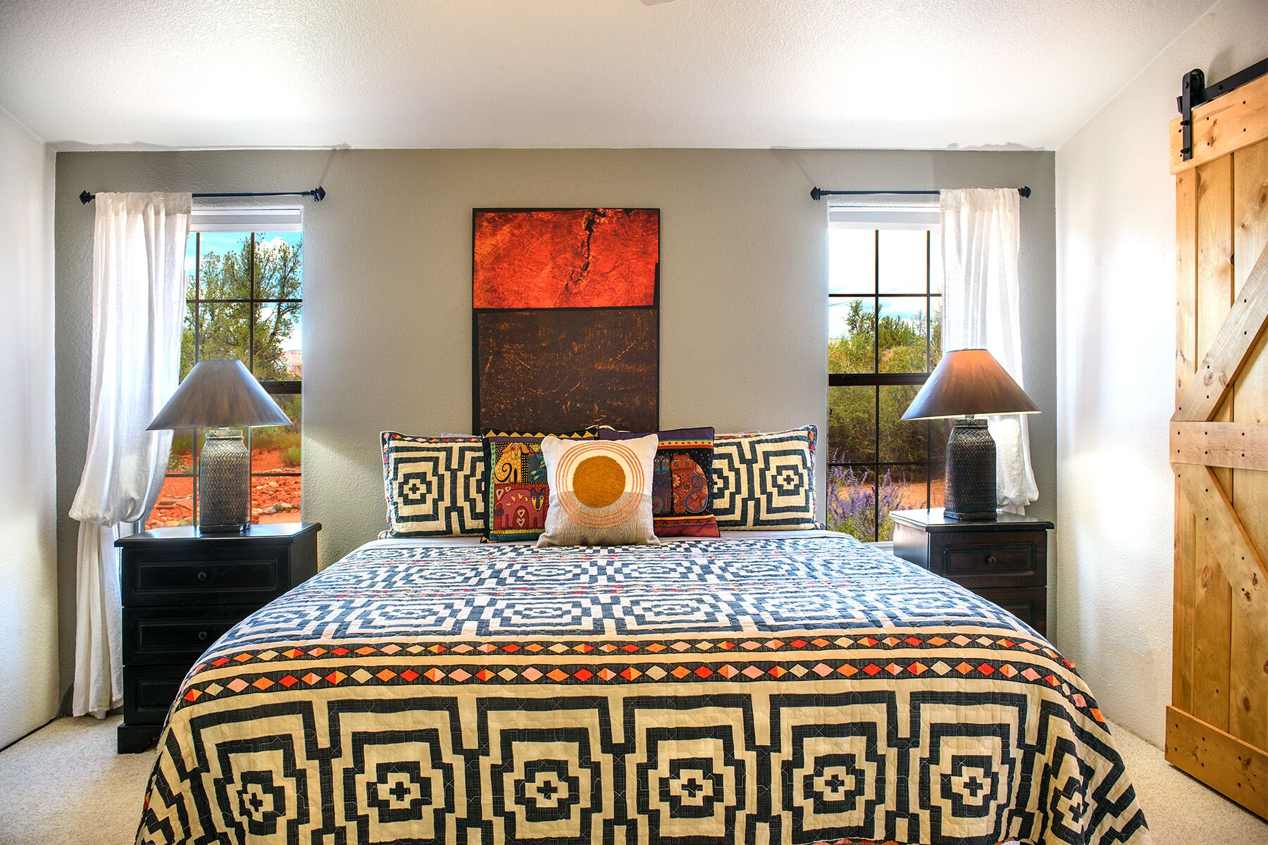 3 bedrooms, iron/ironing board, travel crib, free WiFi