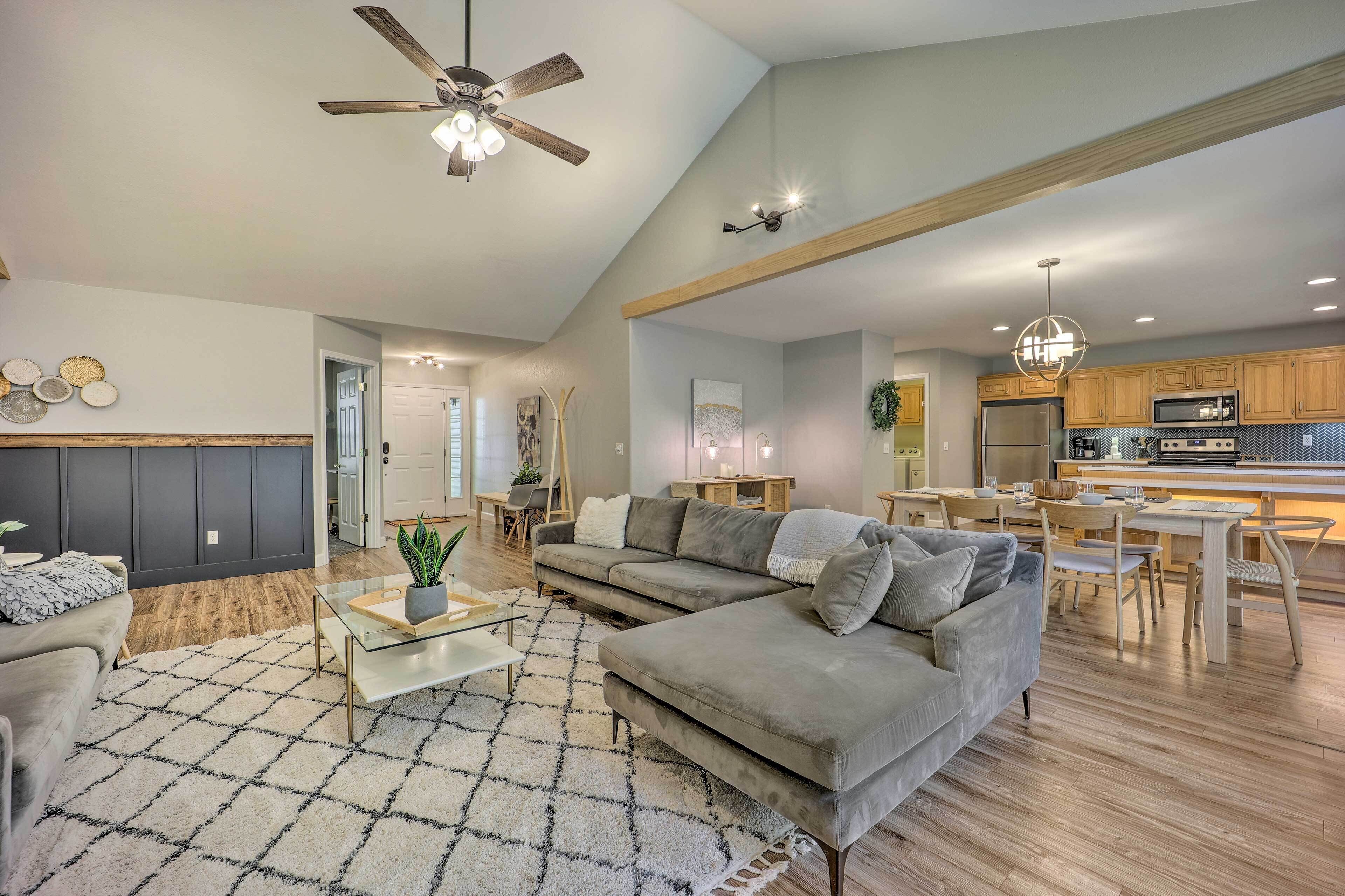 Chic Bella Vista Getaway: Bike the Back 40!