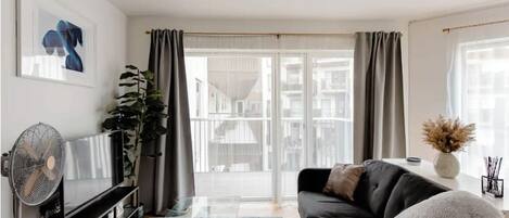 スマートテレビ、PC モニター、プリンター