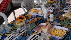 فطور أوروبي مجانًا يوميًا