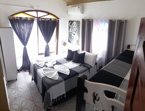 Superior Quadruple Room (Mirante) | Free WiFi, bed sheets - A Arca Pousada (Tibau do Sul)