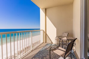 Property grounds - Beachfront, Million dollar views! 5 Star Reviews! Grand Panama Beach Resort (Panama City Beach)