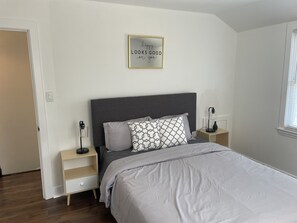 5 bedrooms, in-room safe, iron/ironing board, free WiFi