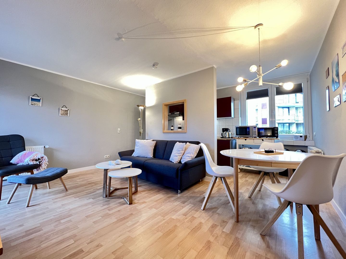 Fernseher, Stereoanlage