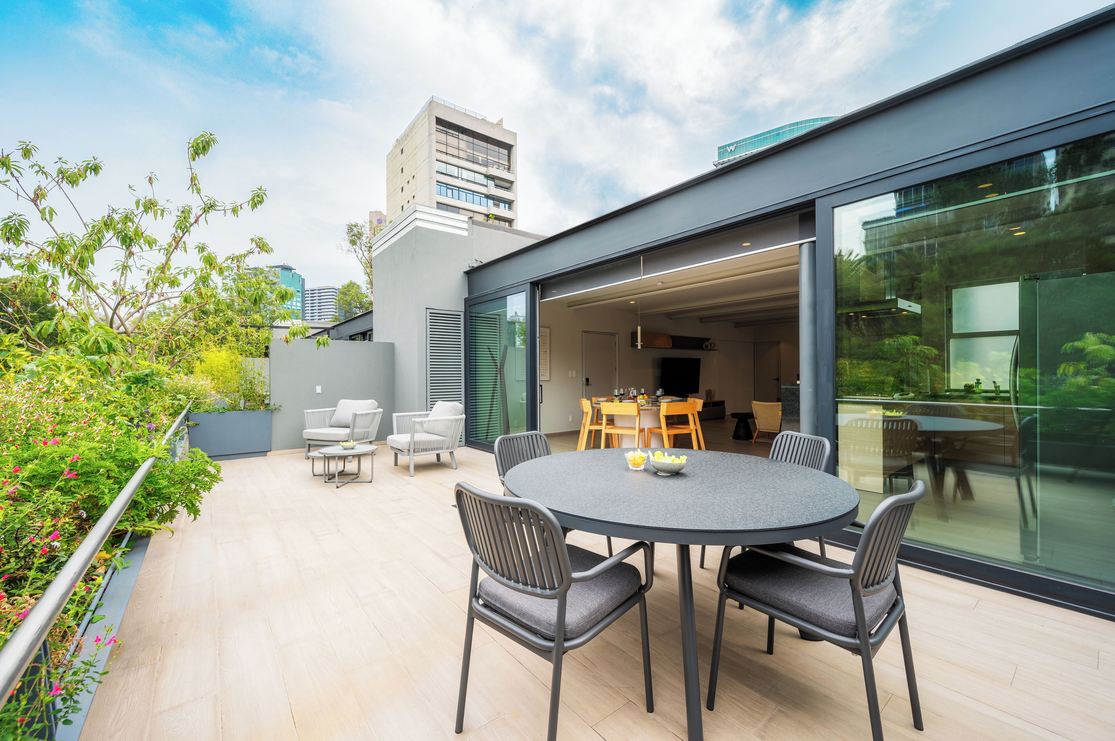 Capitalia - Luxury Apartments - Dumas