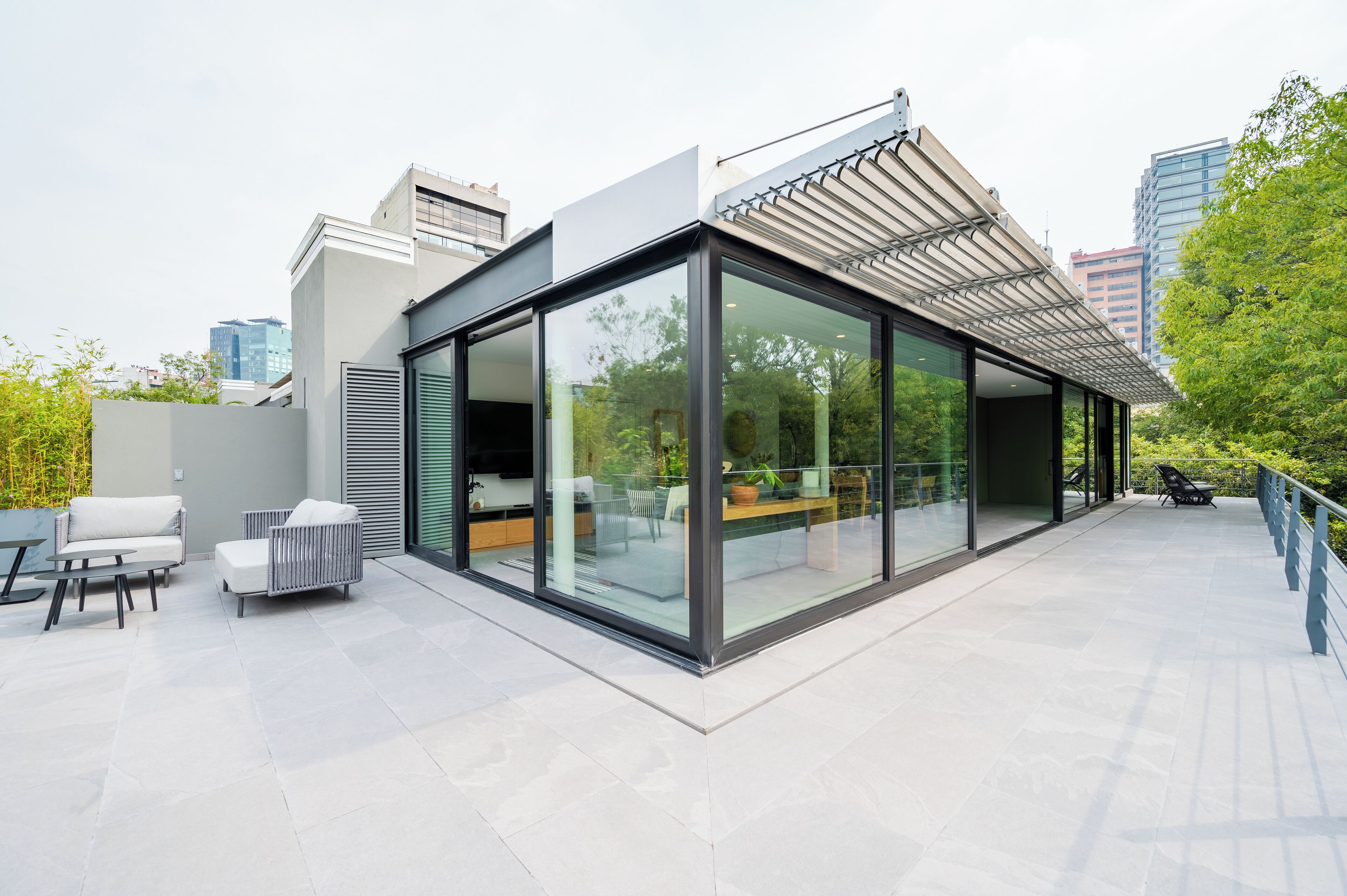 Penthouse de lujo, 1 habitación, Terraza, vista al parque | Terraza o patio