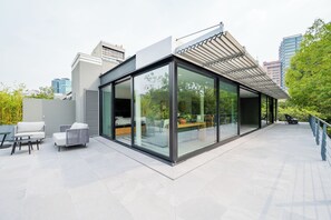 Luxury Penthouse, 1 Bedroom, Terrace, Park View | Terrace/patio - Capitalia Parque Lincoln (Mexico City)
