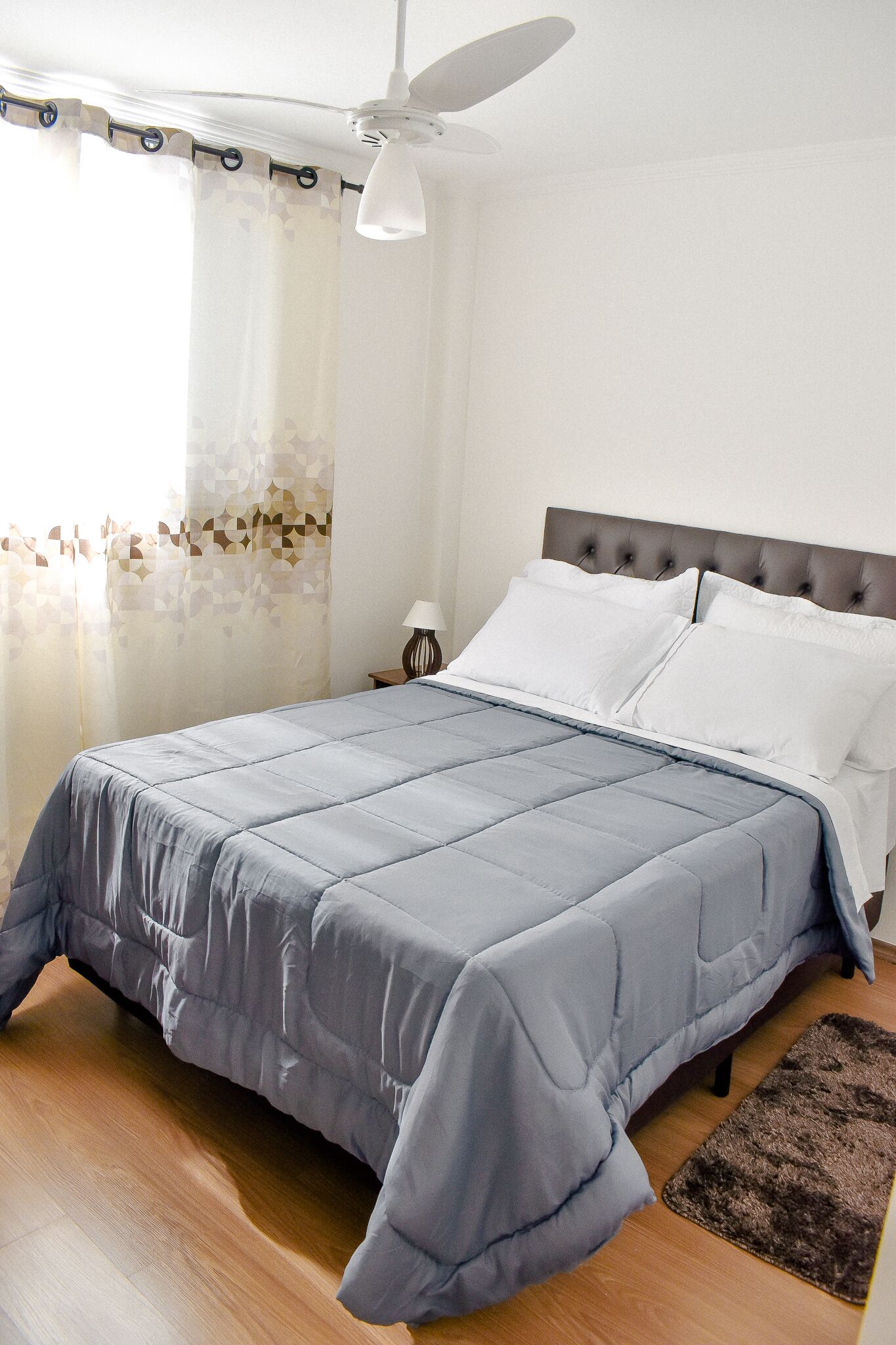 2 chambres, bureau, fer et planche à repasser, accès Internet