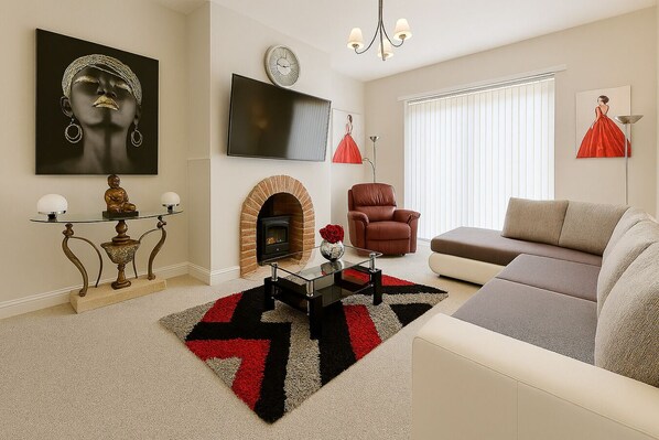 Smart-TV, Kamin, Videospiele