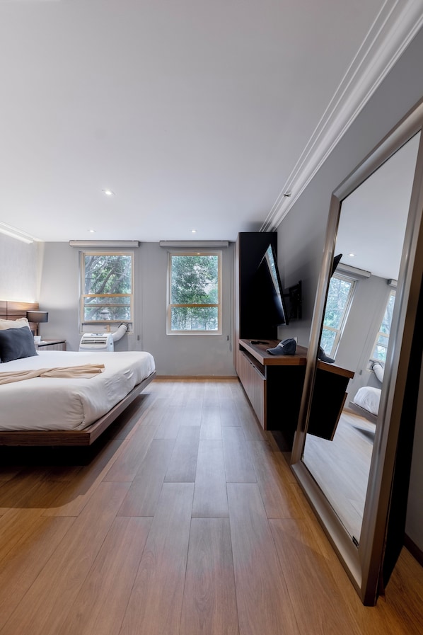 Luxury Apartment, 2 Bedrooms | 2 bedrooms, Egyptian cotton sheets, premium bedding, pillow-top beds - Capitalia Obelisk Polanco (Mexico City)