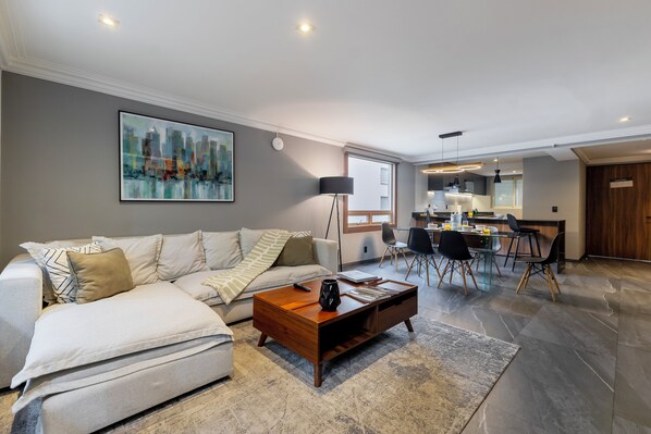 Luxury Apartment, 2 Bedrooms | Living room | LED TV