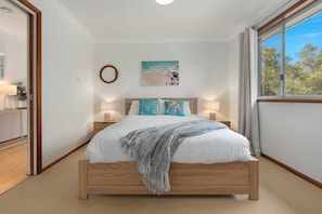 3 bedrooms, WiFi, bed sheets