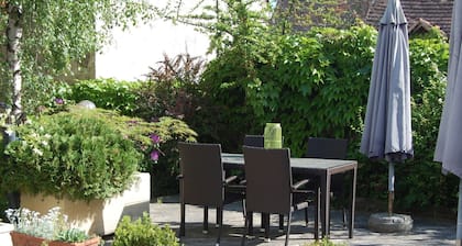 Hermoso apartamento para 3 personas con WIFI, TV, terraza y aparcamiento