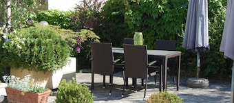 Angenehme Wohnung für 3 Gäste mit W-LAN, TV, Terrasse und Parkplatz