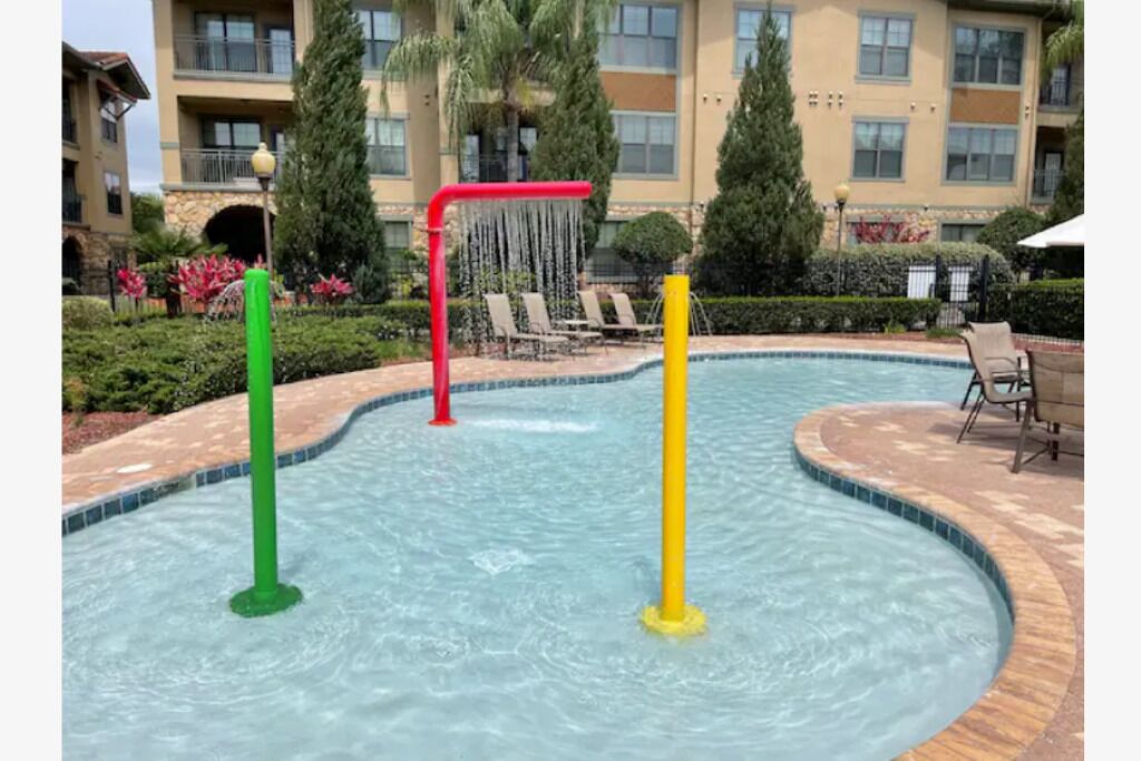 Gorgeous 3 Bed 3 BathCondo in Bella Piazza