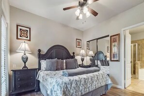 3 bedrooms, free WiFi - Gorgeous 3 Bed 3 BathCondo in Bella Piazza (Davenport)