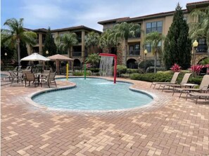 Pool - Gorgeous 3 Bed 3 BathCondo in Bella Piazza (Davenport)