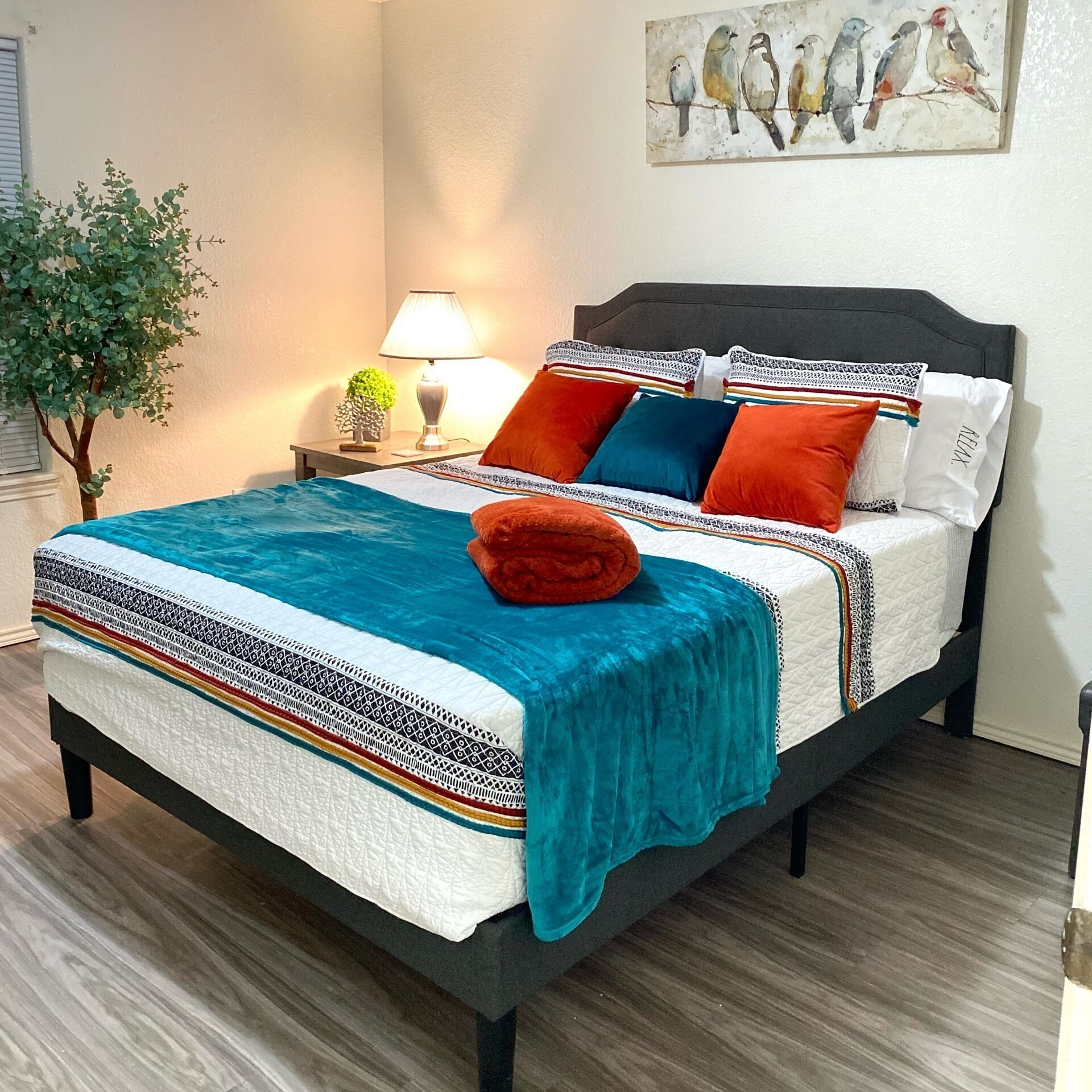 NEW! 🌟  5 min from ✅Mall, Downtown, Airport & Dining❤️!