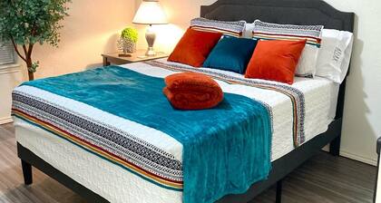NEW! 🌟 5 min from ✅Mall, Downtown, Airport & Dining❤️!