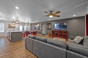 Smart TV, studio, monitor per computer