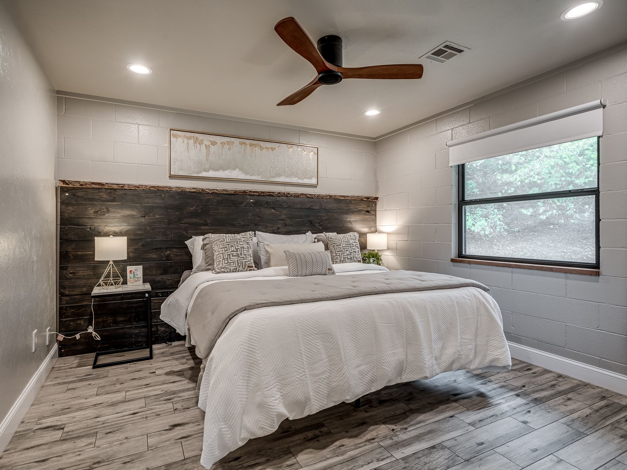 3 bedrooms, WiFi, bed sheets