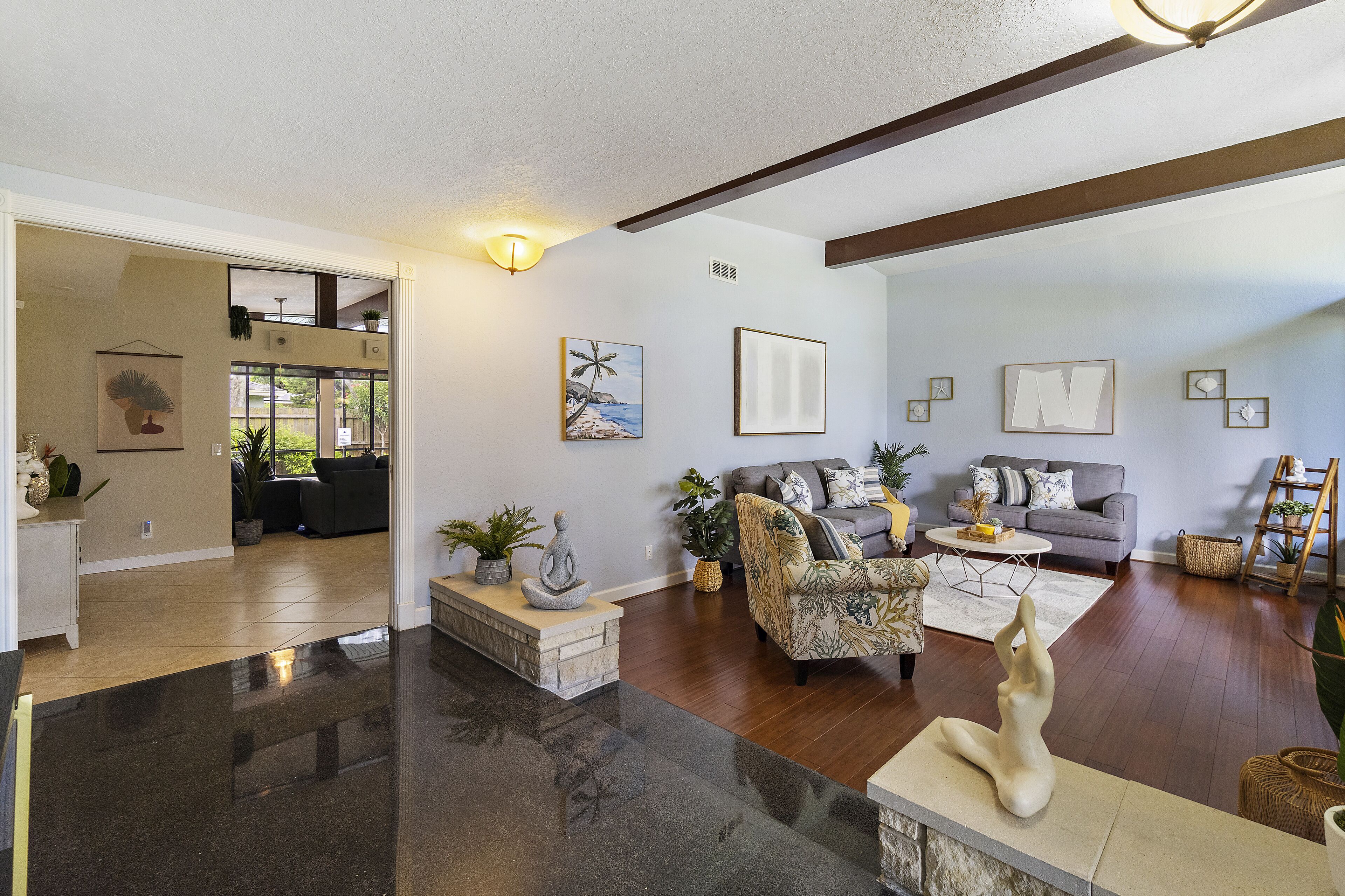 Unique house w/ heated pool near Clearwater Beach Florida (Winfield)