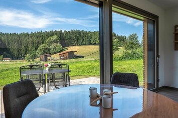 Ferienwohnung  zum Hirschblick-Wohnraum (Hirschblick)