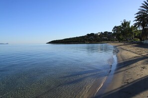 Am Strand, Liegestühle